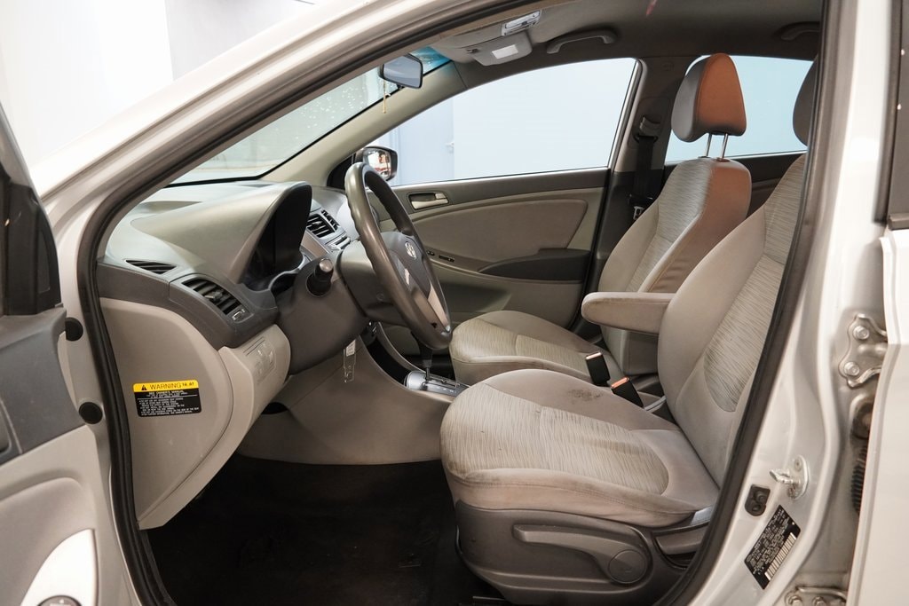 Used 2017 Hyundai Accent SE Sedan