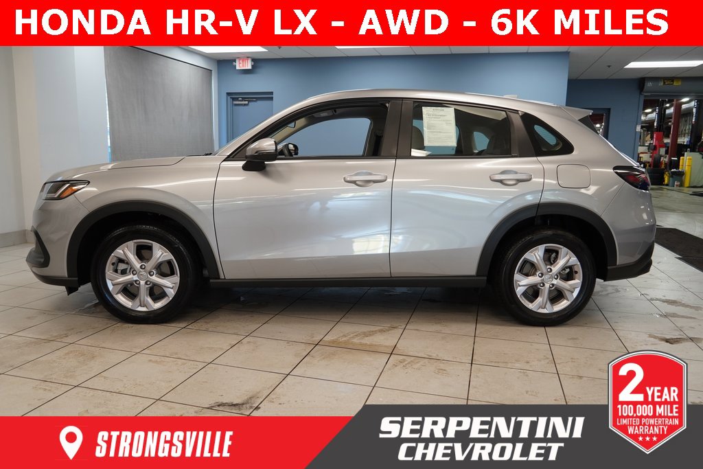 2023 Honda HR-V LX photo 2