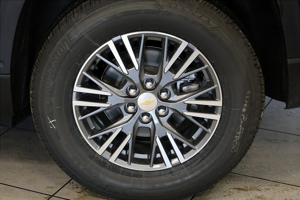 New 2026 Chevrolet Traverse LT SUV