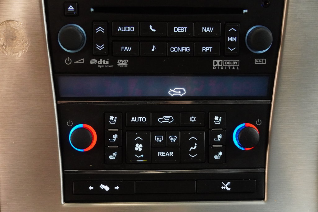2014 Cadillac Escalade Platinum Edition - Photo 8