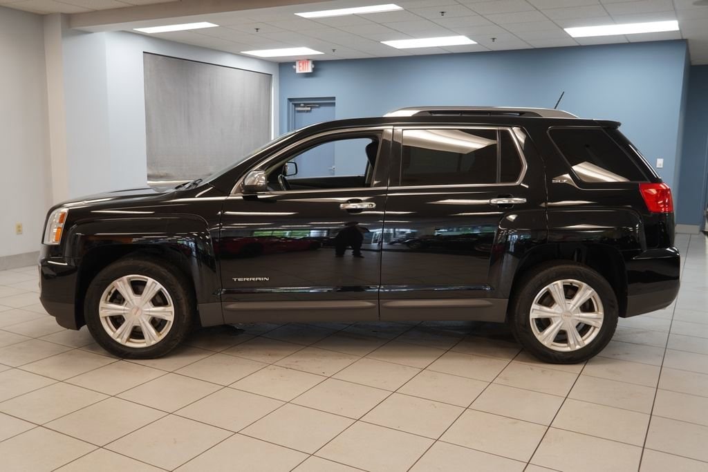 Used 2016 GMC Terrain SLT with VIN 2GKFLUE38G6190549 for sale in Strongsville, OH