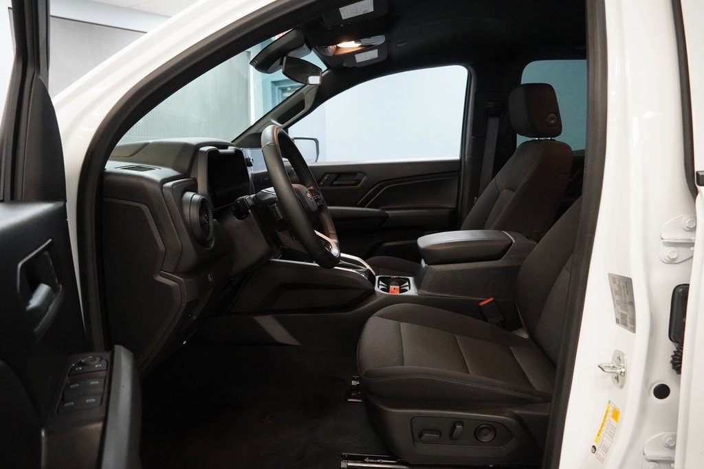 New 2025 Chevrolet Colorado WT/LT Truck