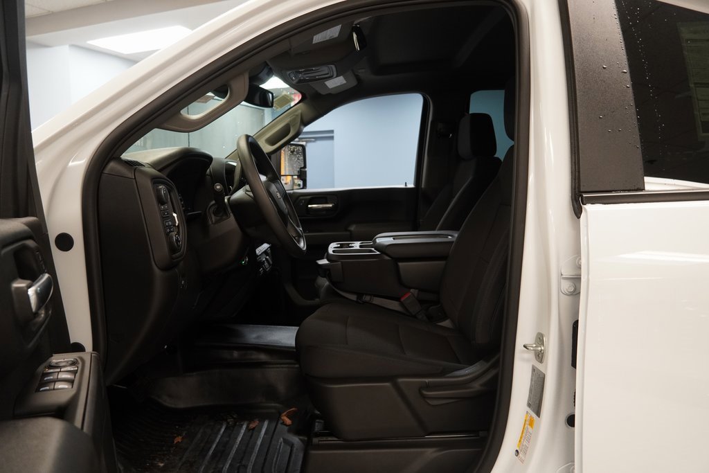 2026 Chevrolet Silverado 2500HD Work Truck photo 4