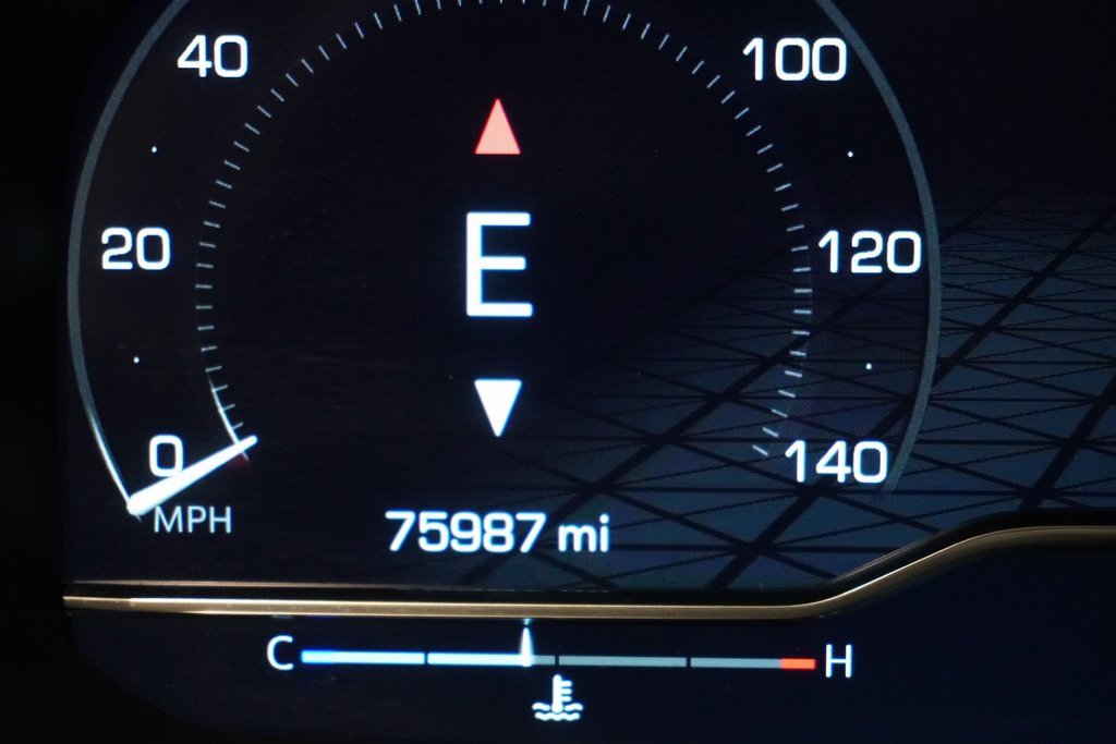 2022 Gmc Yukon XL SLE photo 2
