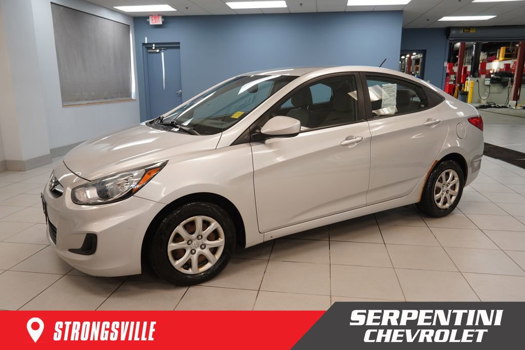 2013 Hyundai Accent GLS