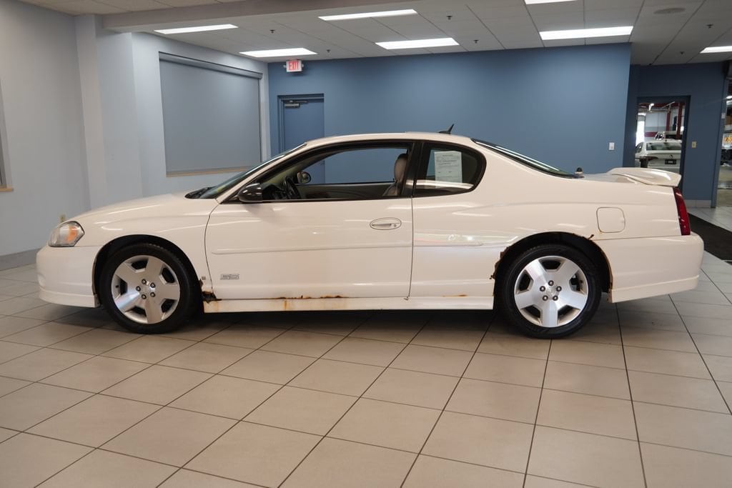 Used 2007 Chevrolet Monte Carlo SS with VIN 2G1WL15C279273900 for sale in Strongsville, OH