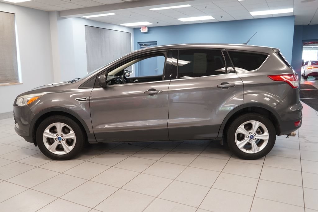 Used 2013 Ford Escape SE with VIN 1FMCU0GX0DUB79851 for sale in Strongsville, OH