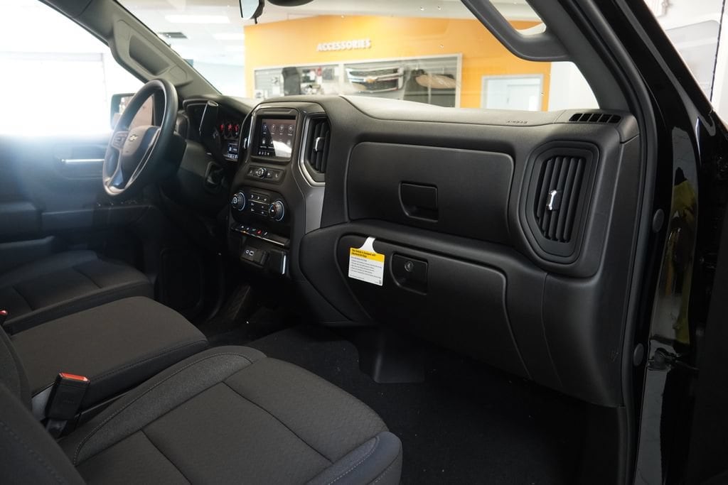 2026 Chevrolet Silverado 1500 Custom - Photo 34
