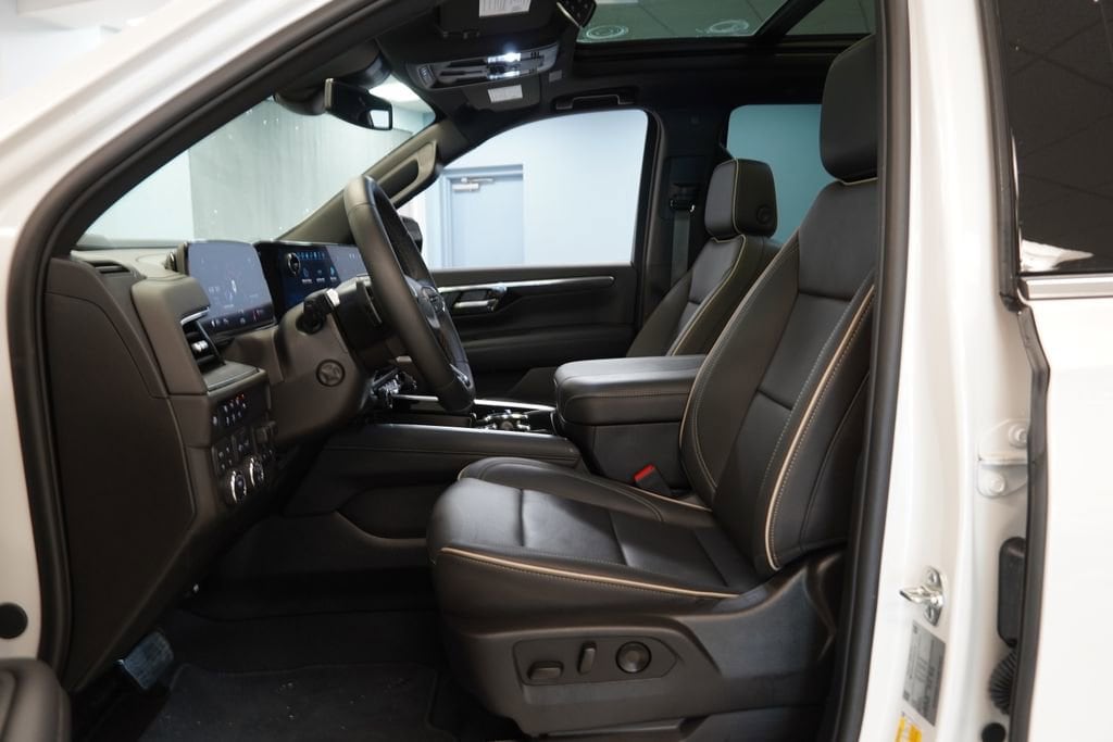 2025 Chevrolet Tahoe Premier - Photo 6