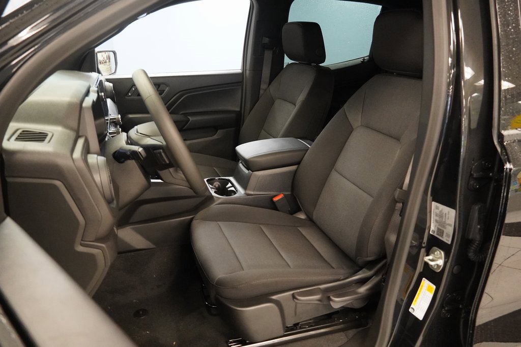 2026 Chevrolet Colorado Trail Boss photo 3