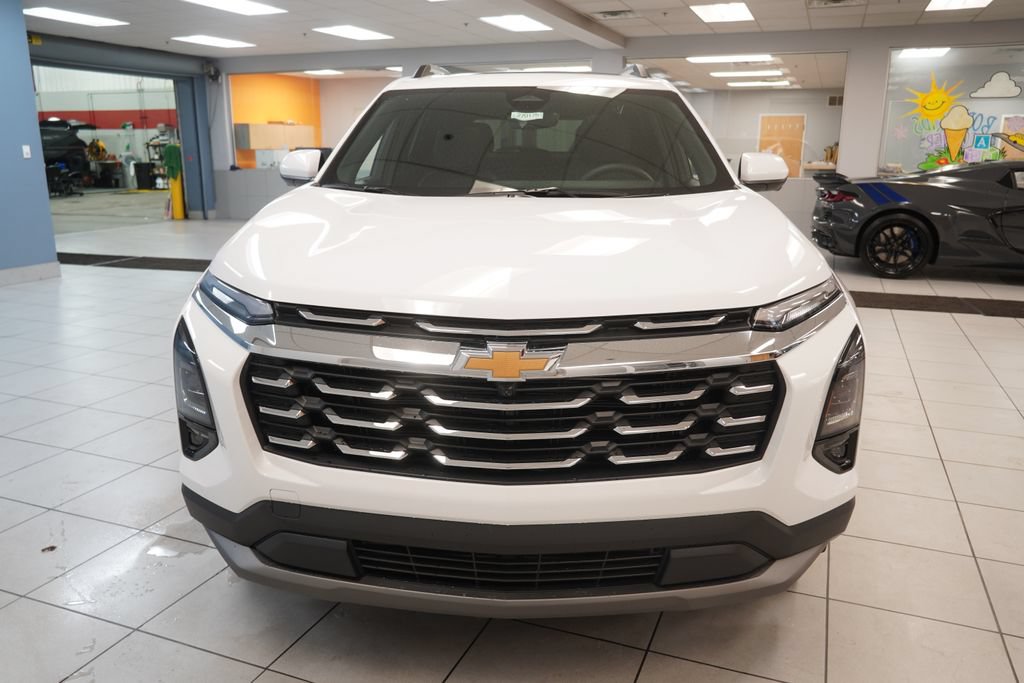 2027 Chevrolet Equinox LT - Photo 16