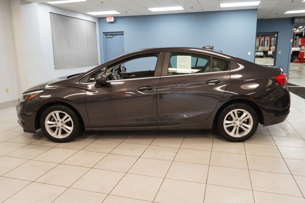 Used 2017 Chevrolet Cruze LT with VIN 1G1BE5SM3H7157198 for sale in Strongsville, OH