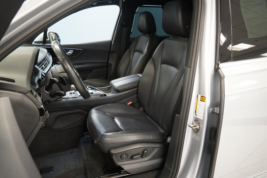 2019 Audi Q7 55 Premium photo 3