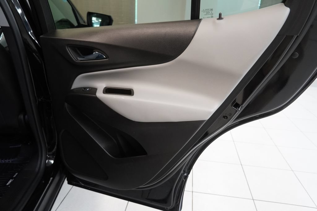 2024 Chevrolet Equinox LS - Photo 30