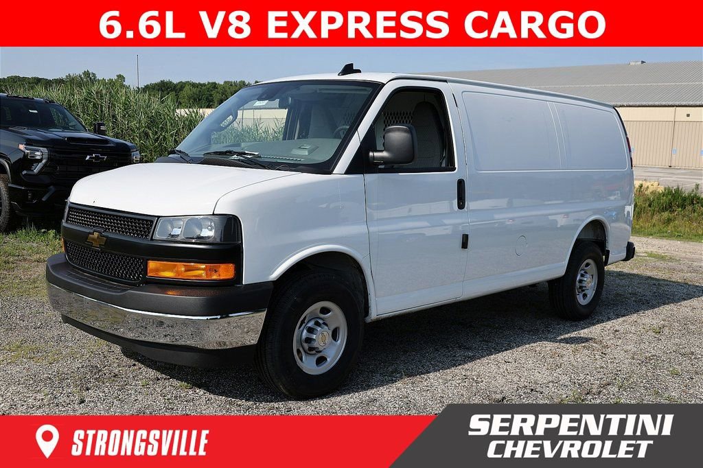 2025 Chevrolet Express 2500 Work Van HD's photo