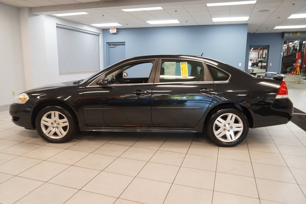 Used 2012 Chevrolet Impala LT with VIN 2G1WB5E34C1212535 for sale in Strongsville, OH