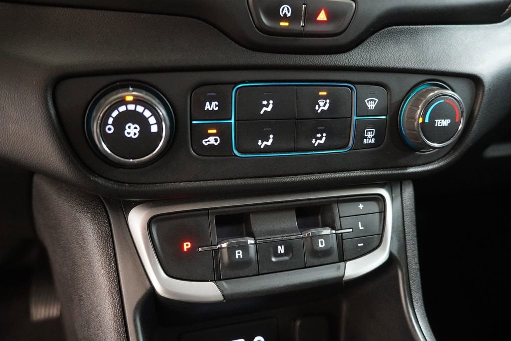 2024 GMC Terrain SLE - Photo 8