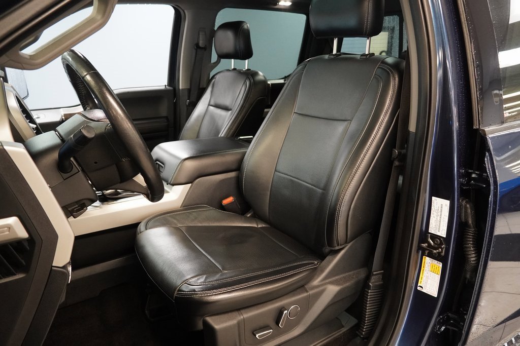 2017 Ford F-150 Lariat photo 2