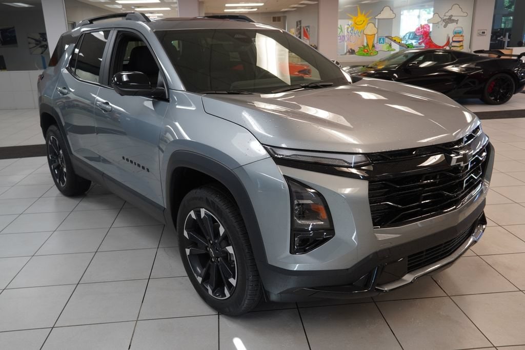 2027 Chevrolet Equinox RS - Photo 16
