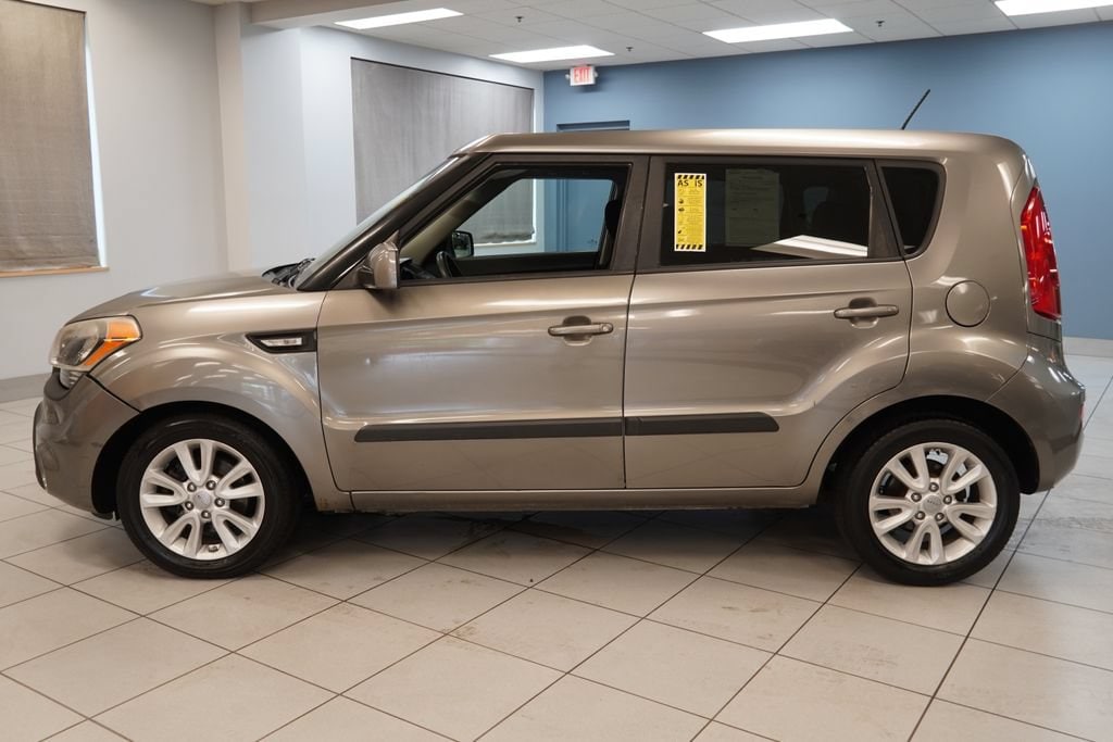 Used 2013 Kia Soul Base with VIN KNDJT2A50D7635329 for sale in Strongsville, OH