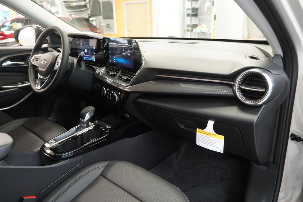 2026 Chevrolet Trax Activ - Photo 33