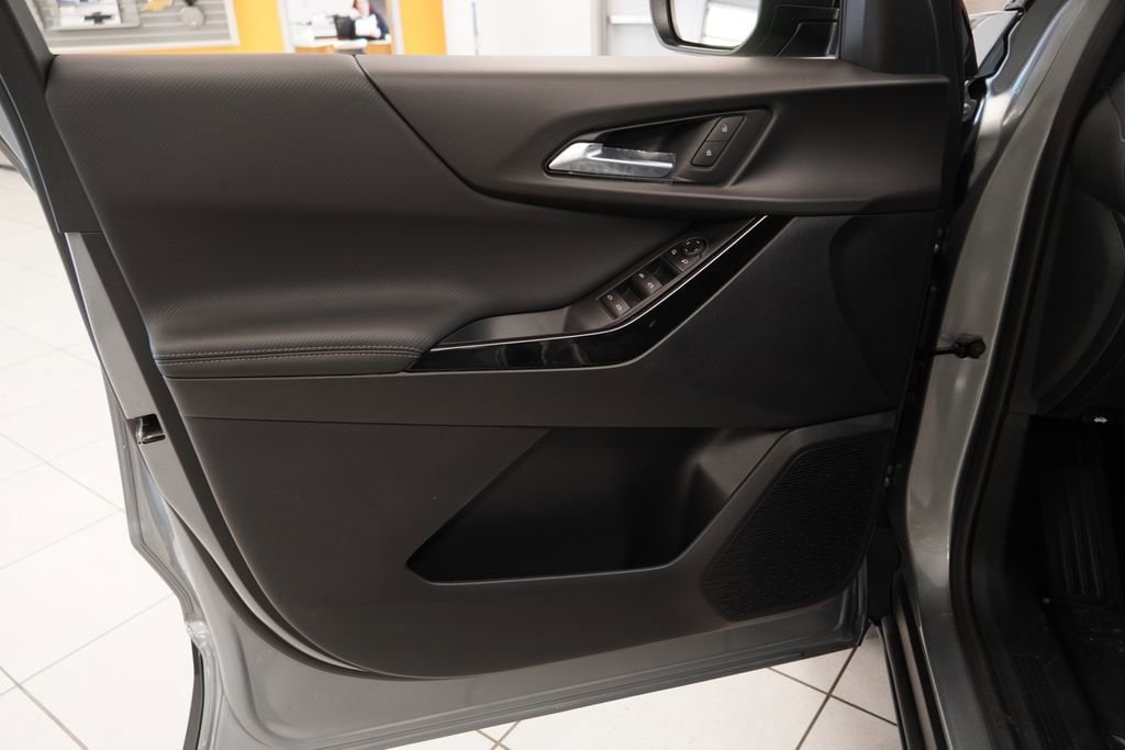 2026 Chevrolet Equinox LT - Photo 16