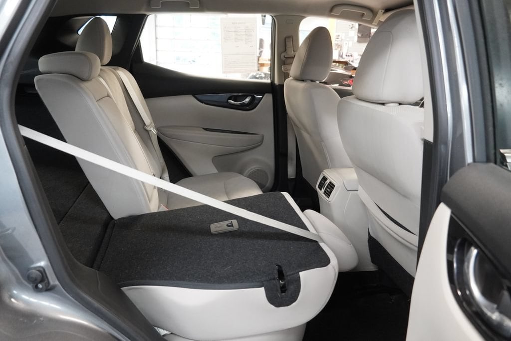 2017 Nissan Rogue Sport SV - Photo 31