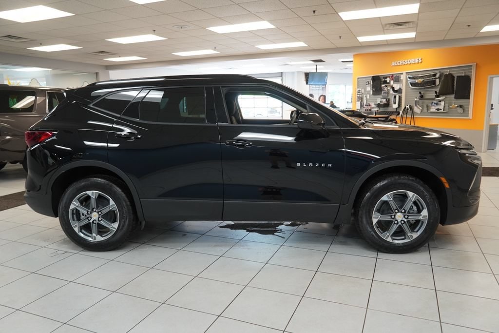 2026 Chevrolet Blazer 2LT - Photo 12