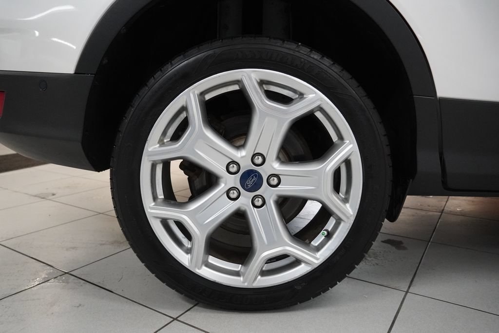 2019 Ford Escape Titanium - Photo 28