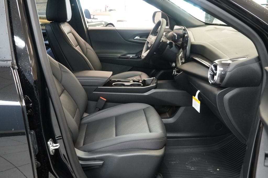 2026 Chevrolet Equinox LT - Photo 24