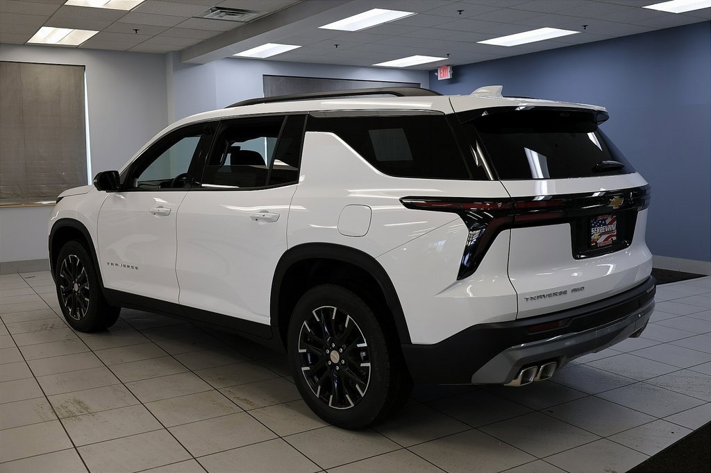 New 2026 Chevrolet Traverse LT SUV