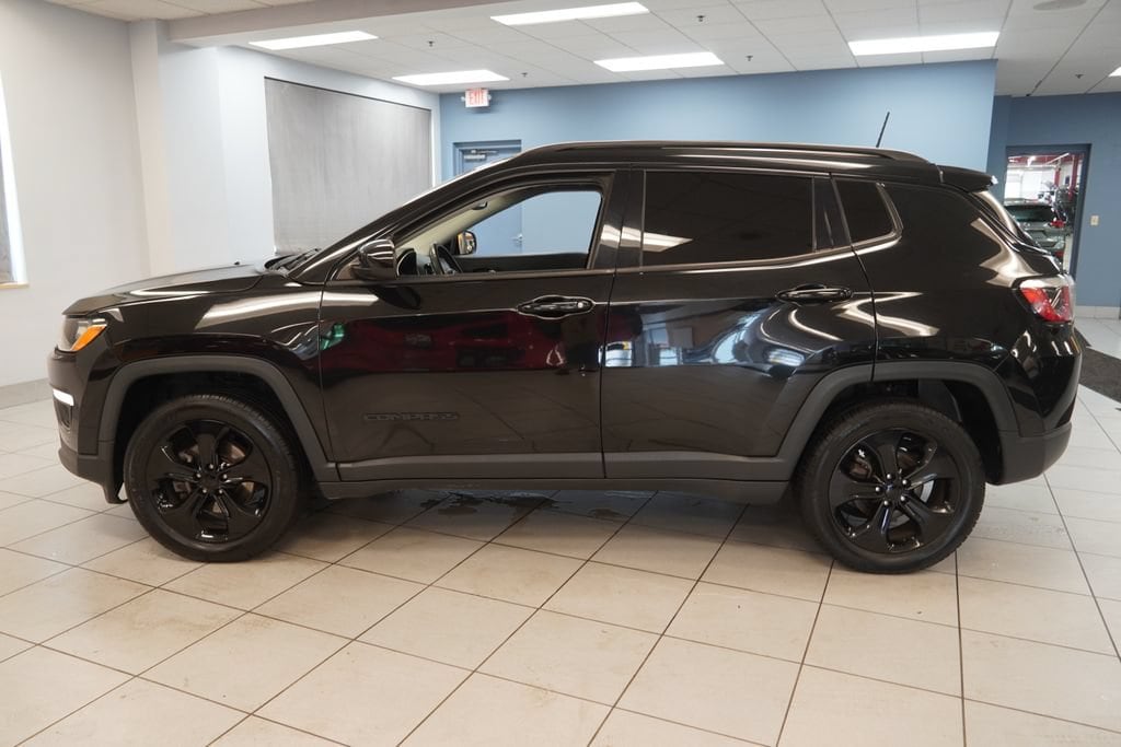 Used 2018 Jeep Compass Altitude with VIN 3C4NJDBB6JT453097 for sale in Strongsville, OH