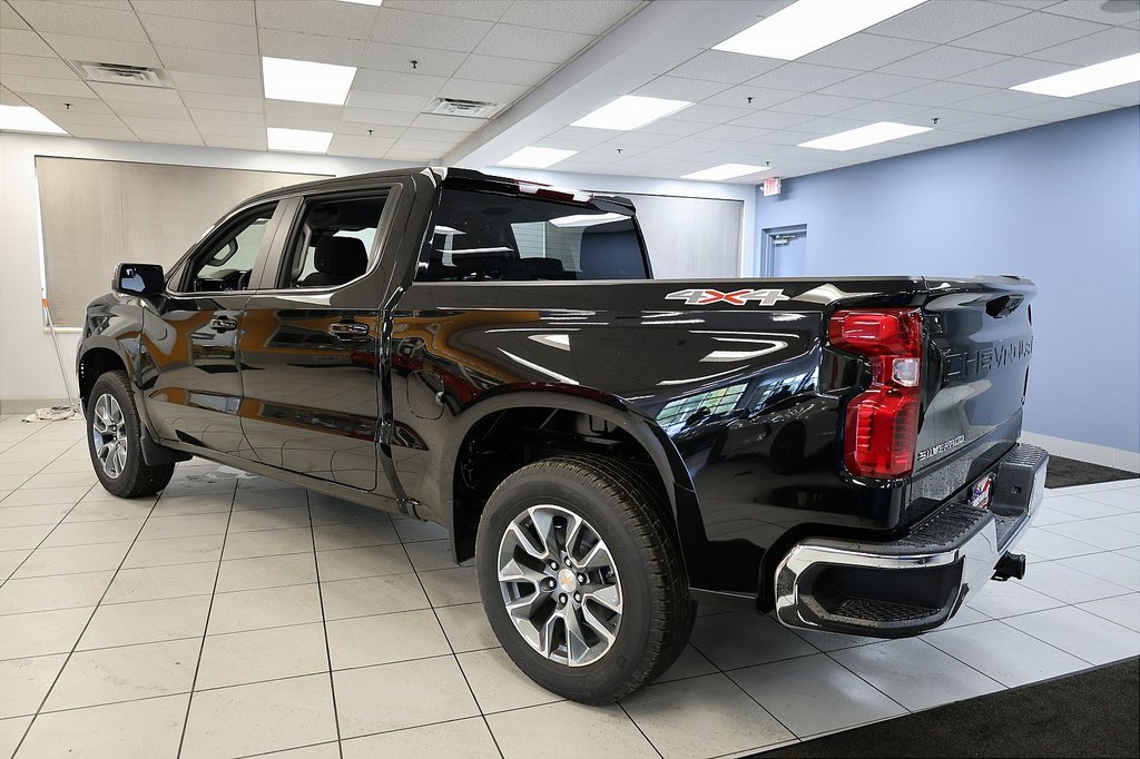 2026 Chevrolet Silverado 1500 LT photo 3
