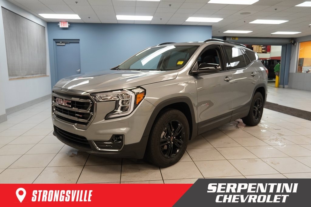 Used 2023 GMC Terrain AT4 SUV