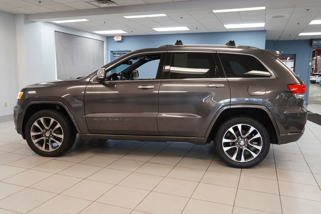 Used 2018 Jeep Grand Cherokee Overland 4x4 SUV