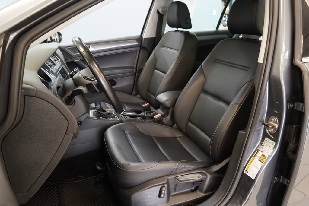 Used 2017 Volkswagen Golf Alltrack TSI SE Wagon