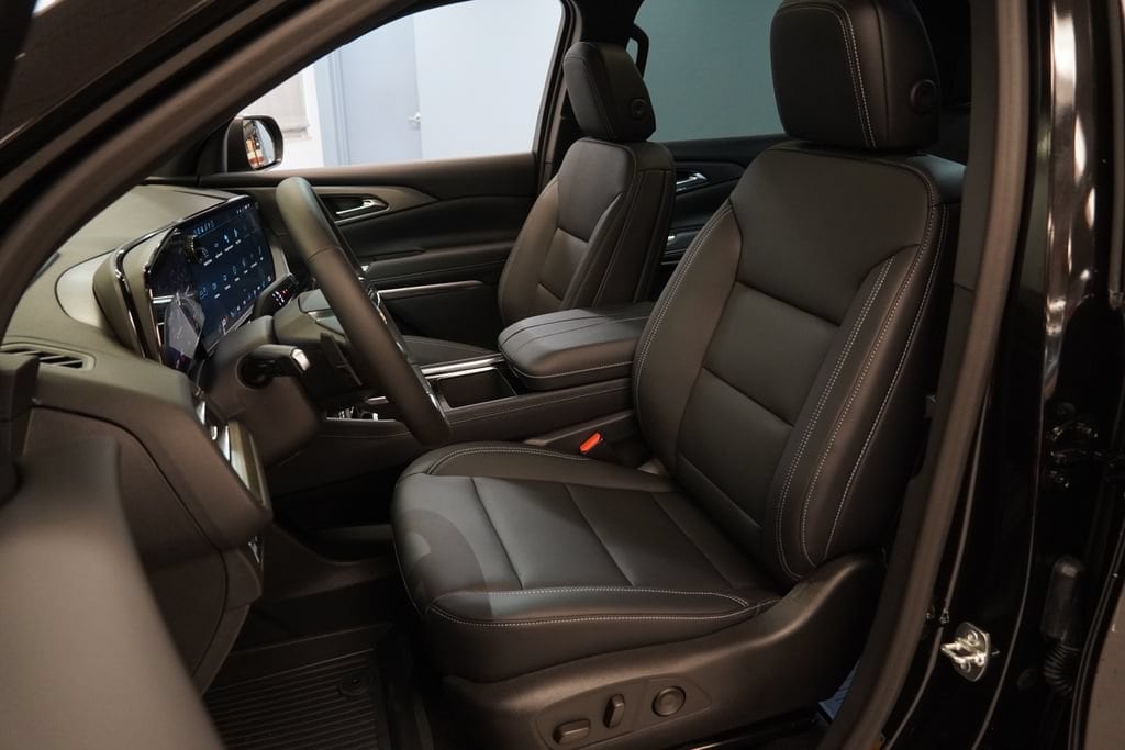 New 2026 Chevrolet Traverse LT SUV