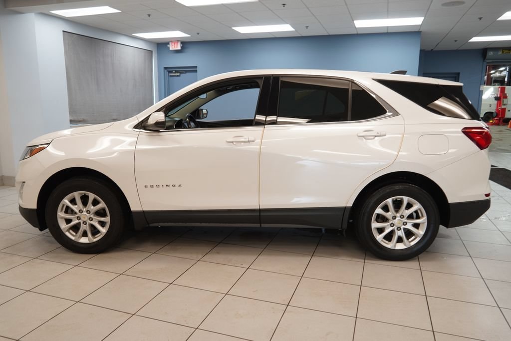 Used 2019 Chevrolet Equinox LT with VIN 2GNAXUEV8K6125096 for sale in Strongsville, OH