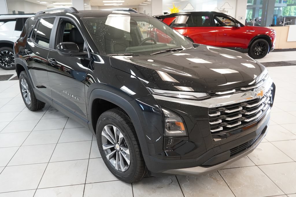 2027 Chevrolet Equinox LT - Photo 13