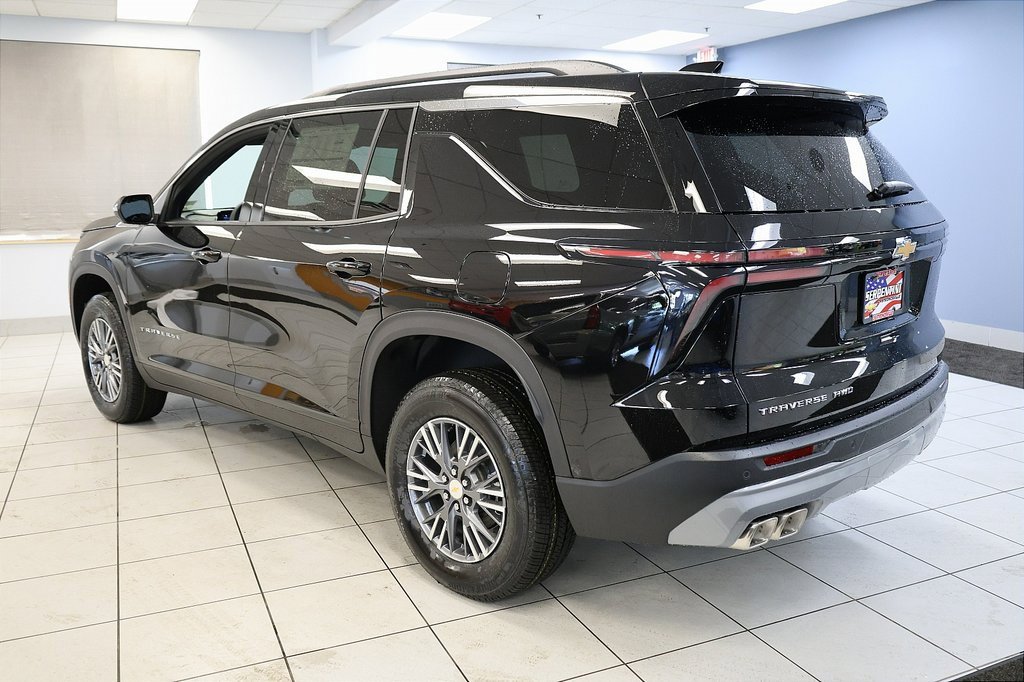 2026 Chevrolet Traverse photo 3
