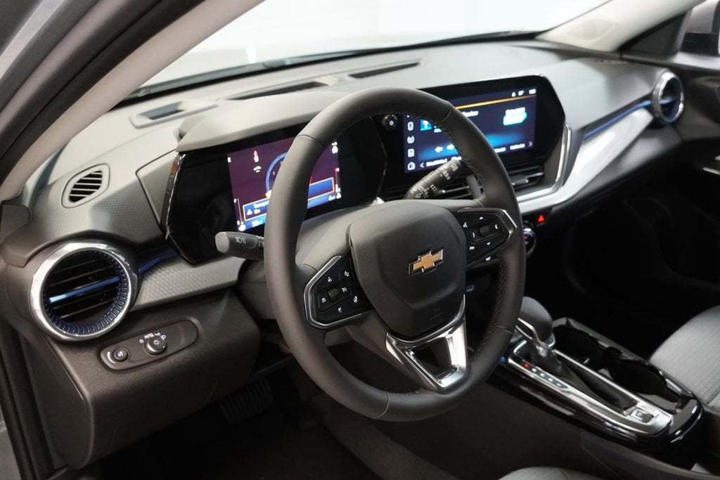 2026 Chevrolet Trax LT - Photo 6
