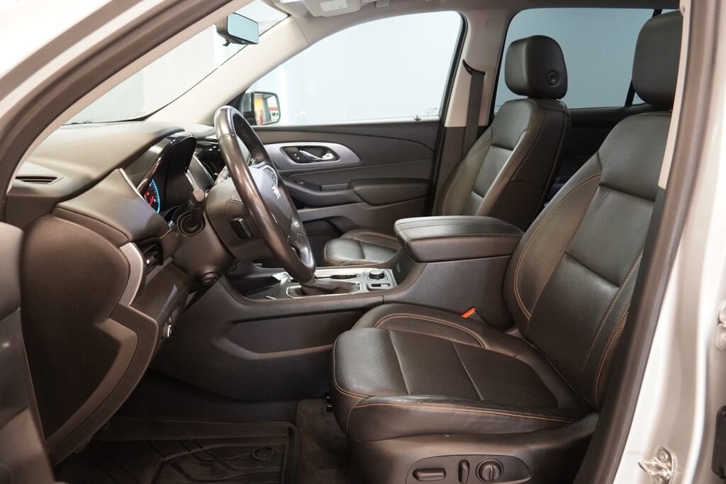Used 2021 Chevrolet Traverse Premier SUV