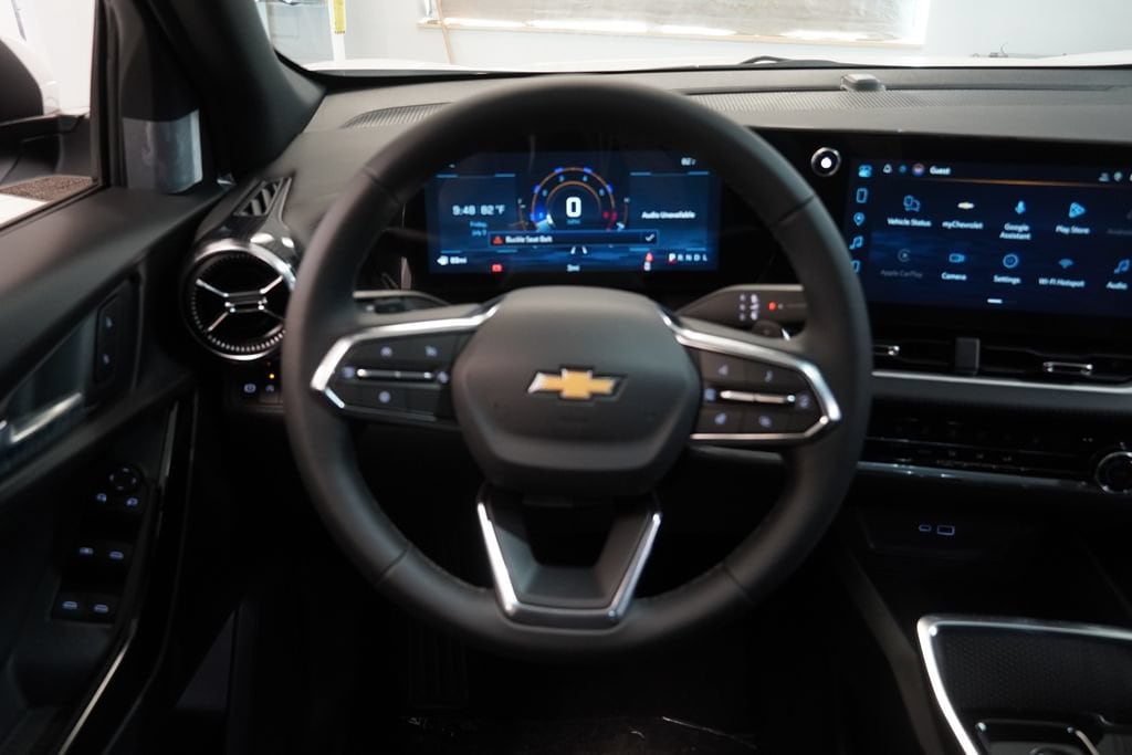 2027 Chevrolet Equinox LT - Photo 9