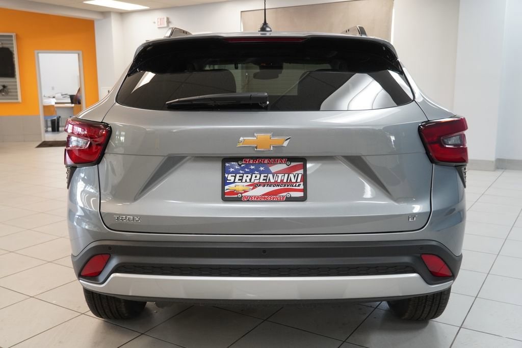 2026 Chevrolet Trax LT - Photo 11