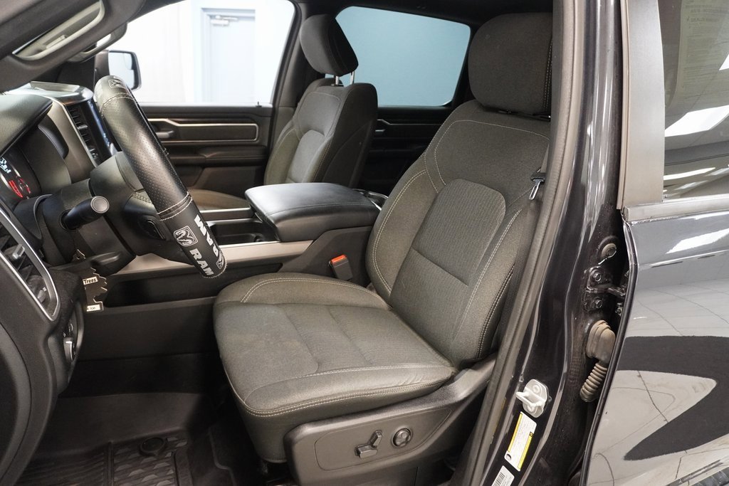 2019 Ram 1500 Big Horn Lone Star photo 3
