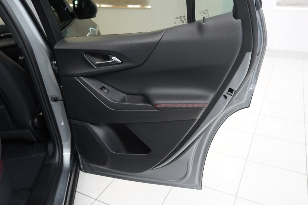 2027 Chevrolet Equinox RS - Photo 25