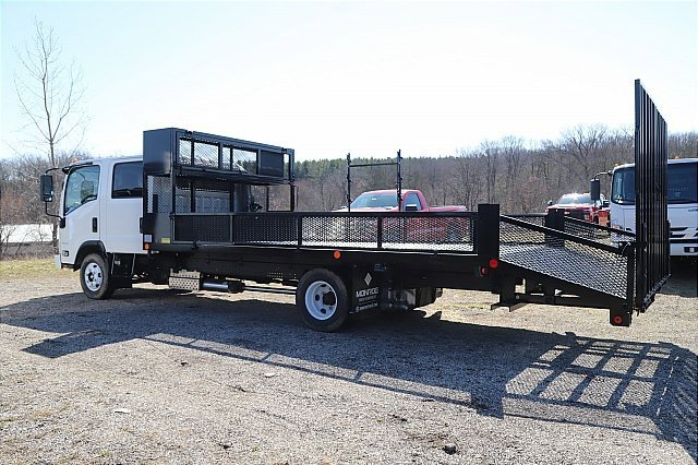 2025 Chevrolet Silverado 3500HD photo 2