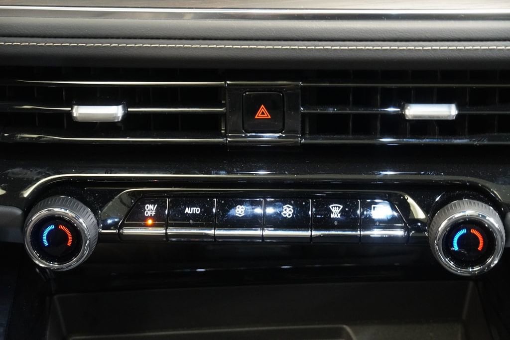 2025 Chevrolet Tahoe Premier - Photo 25