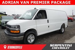 2025 Chevrolet Express Cargo 2500 WT Van RWD [-]