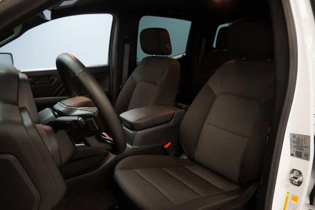 New 2025 Chevrolet Colorado WT/LT Truck